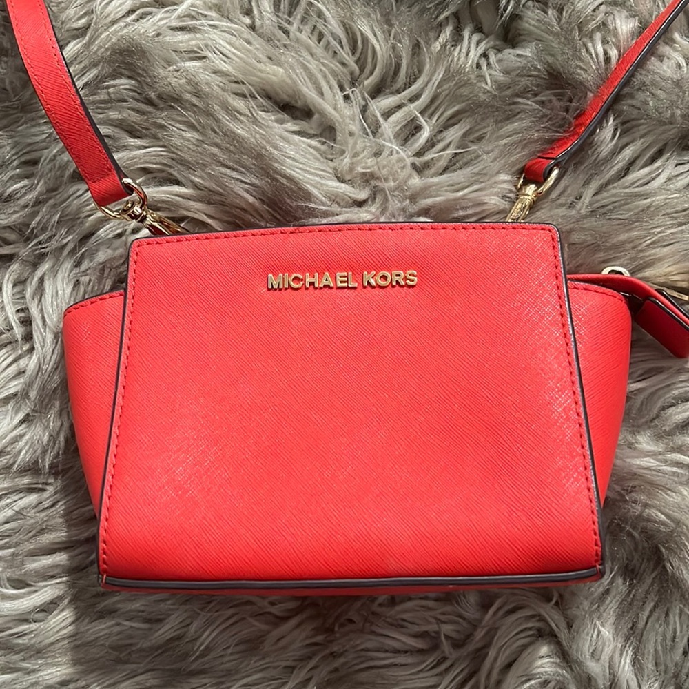 Michael Kors crossbody bag
